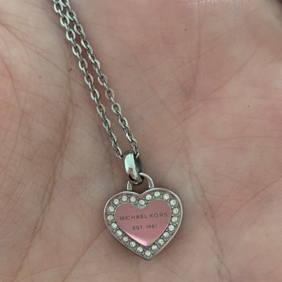 Michael Kors Necklace - Picture 1 of 3